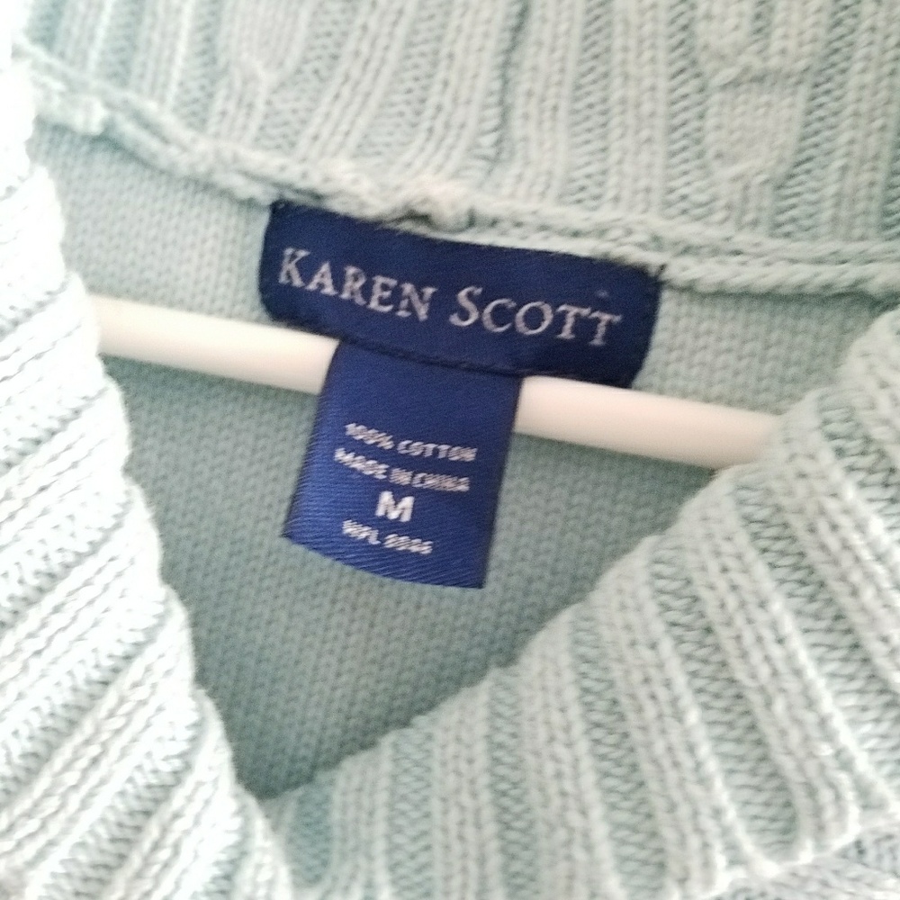 Thick Light Blue Sweater - Picture 2 of 3